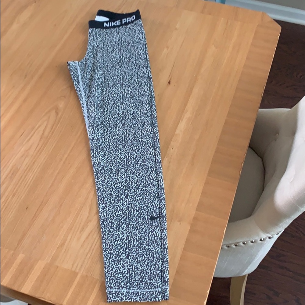 Womens Nike Pro High Waisted Leggings
